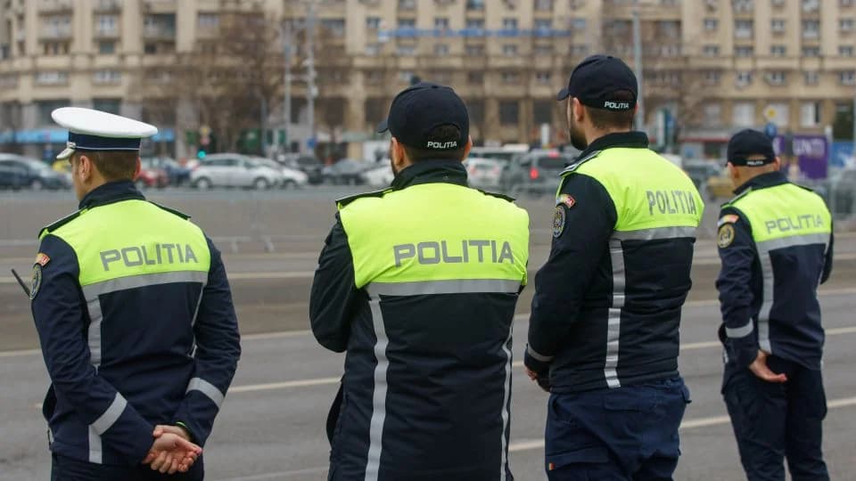Noua lege a salarizării schimbă calculele la stat: cât ar putea câștiga polițiștii, jandarmii și pompierii
